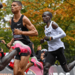 Eliud Kipchoge hace historia